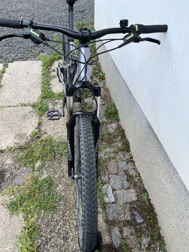 Prodám kolo Rockrider st900s 
