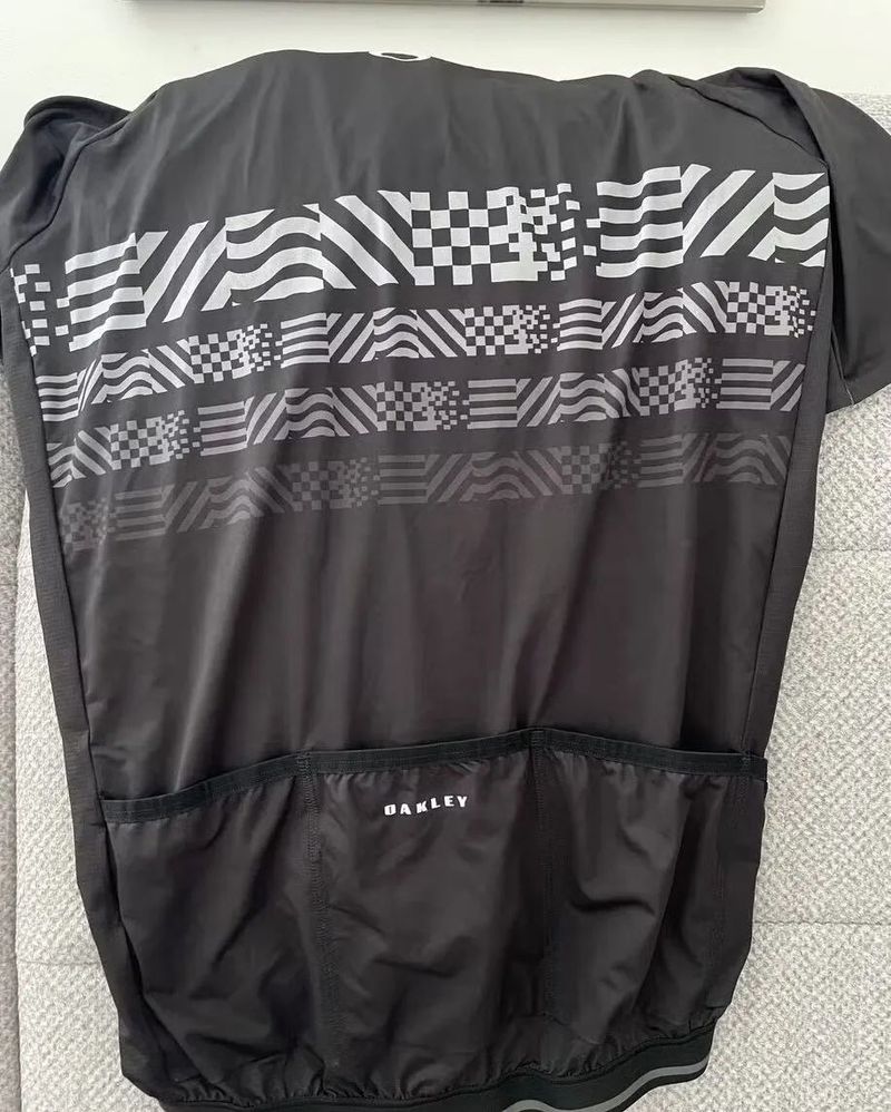 Oakley dres S