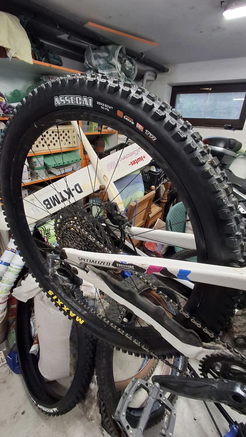 Specialized Enduro Comp - 170x170mm