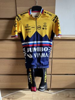 Cyklistický komplet Jumbo Visma - Roglič (+rukavice)