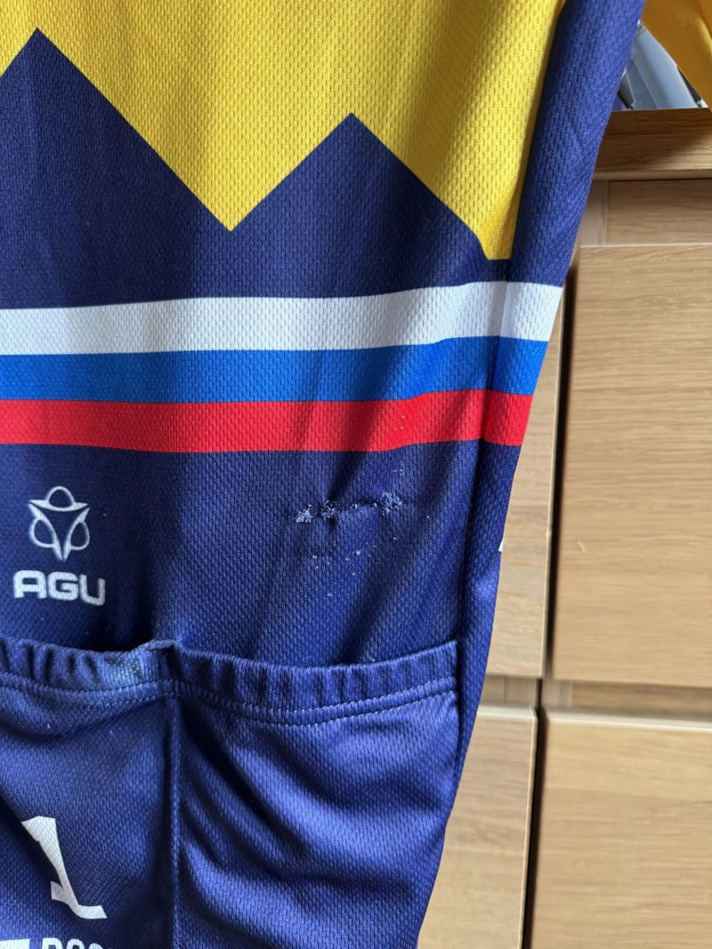 Cyklistický komplet Jumbo Visma - Roglič (+rukavice)