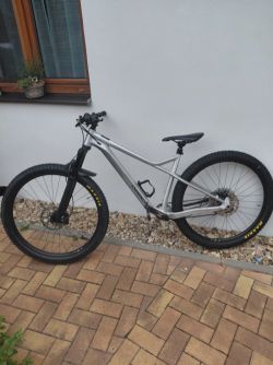 Prodám horské kolo orbea laufey h 10 velikost L