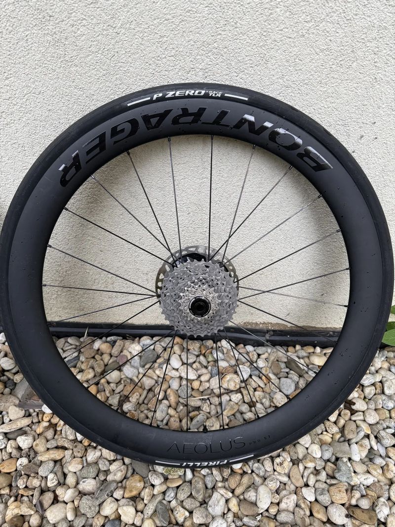 Silniční kola Bontrager Aeolus Pro 51 TLR pro kotoučové brzdy