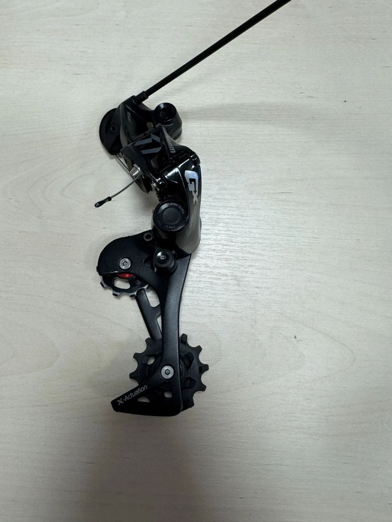 SRAM GX 1x11 - přehazovačka a řadicí páčka