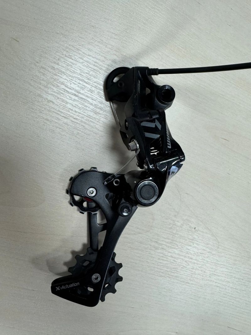 SRAM GX 1x11 - přehazovačka a řadicí páčka