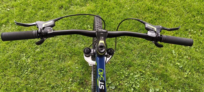 Horské kolo Rockrider ST540