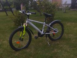 Btwin dětské kolo šedé 20