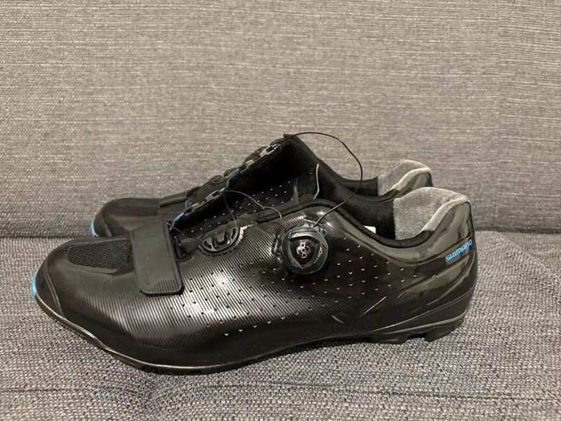 MTB tretry Shimano XC7 - vel. 45 (28,5 cm)
