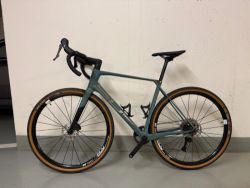Superior X-ROAD Team Comp (velikost L, rok výroby 2021)
