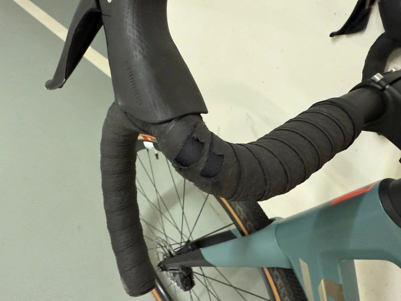 Superior X-ROAD Team Comp (velikost L, rok výroby 2021)
