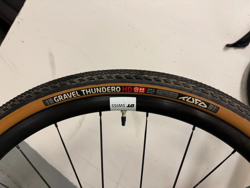Superior X-ROAD Team Comp (velikost L, rok výroby 2021)