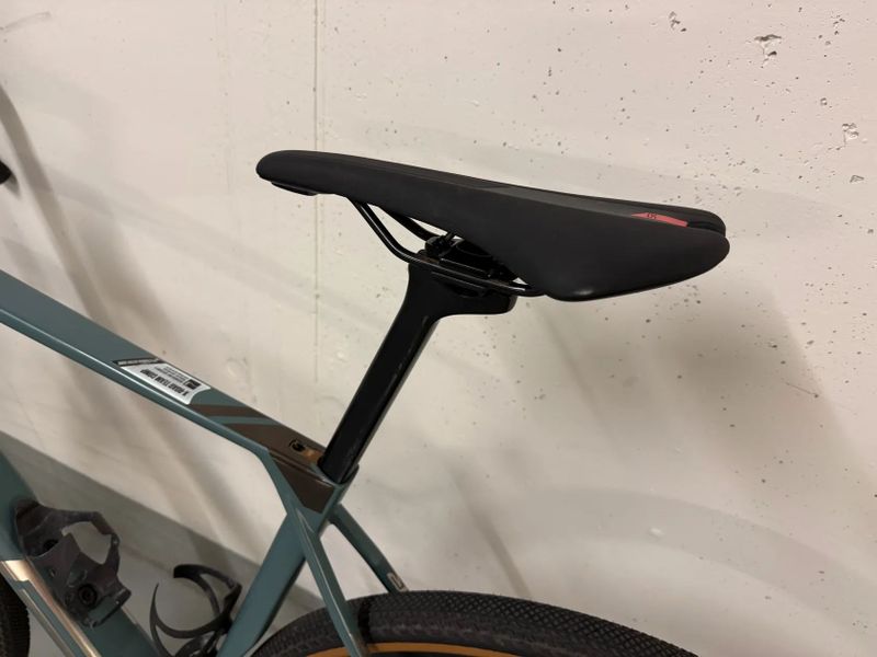 Superior X-ROAD Team Comp (velikost L, rok výroby 2021)