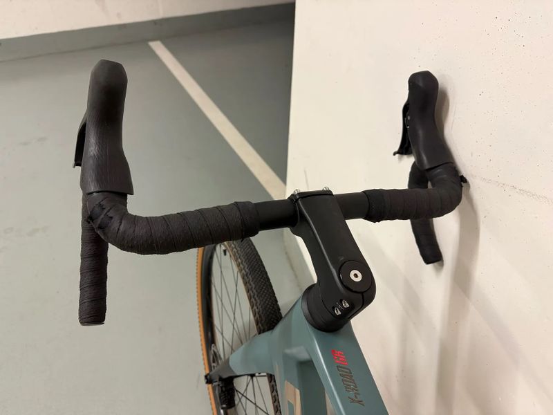 Superior X-ROAD Team Comp (velikost L, rok výroby 2021)