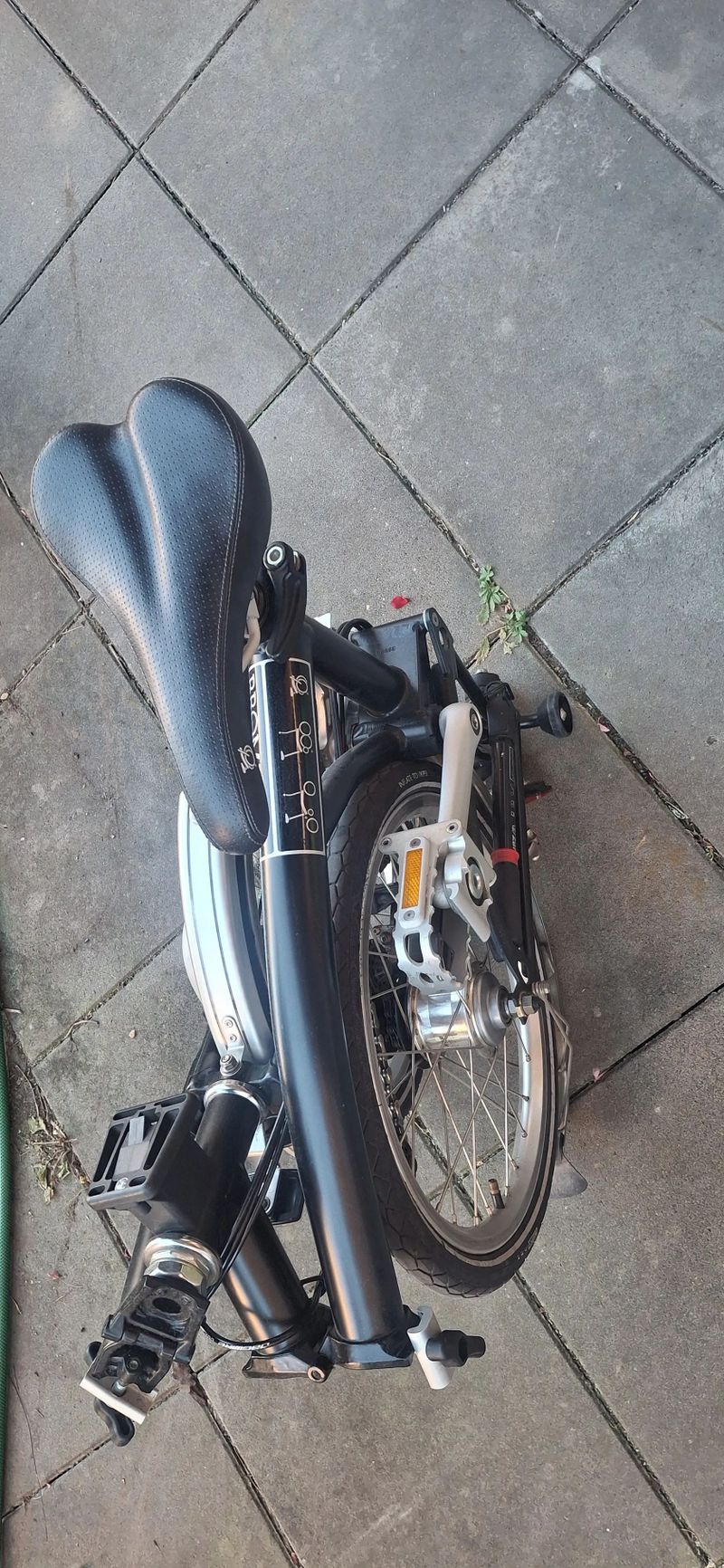Skládací kolo Brompton C Line jednobarevné black edice