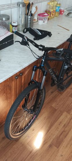 B-Twin Rockraider 500