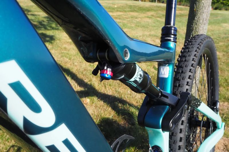 ORBEA Rise M20 / vel. M / 19,7 kg komplet / najeto 300 km