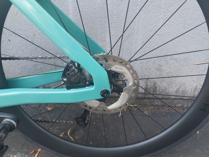 Canyon Aeroad CF SLX, Ultegra Di2 12s, vel. M (175-184cm)