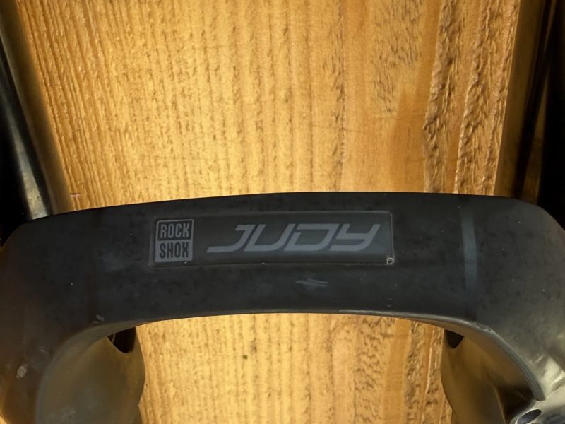 Vidlice Rock Shox Judy 29" krček 185 mm osa 15*110