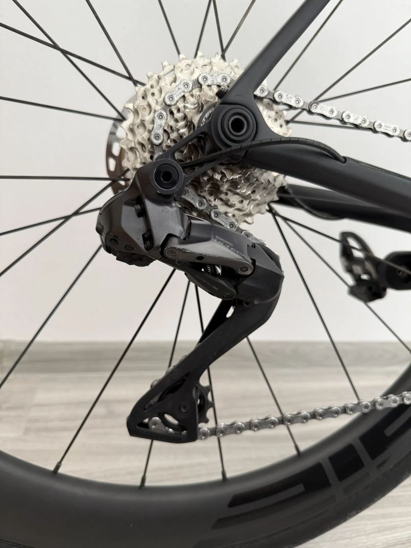 Superior X-ROAD Team Isue Di2 - XL