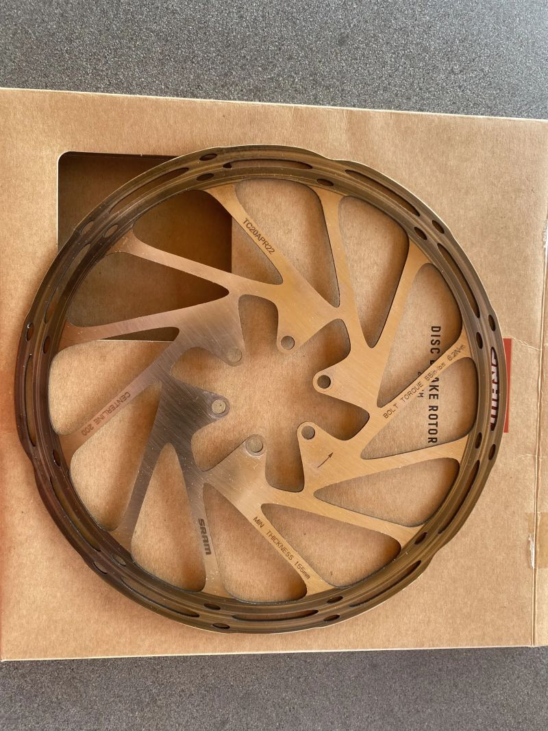 Kotouče SRAM CenterLine 200 a 220 mm