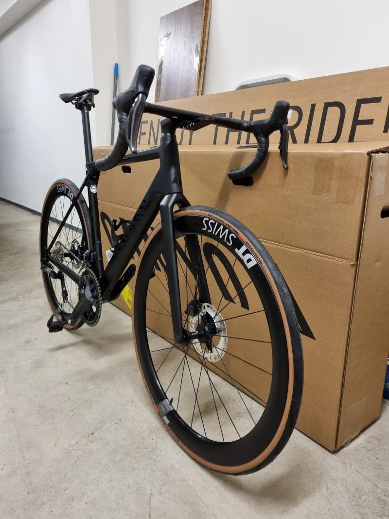 Canyon Ultimate CF SLX 8 Di2
