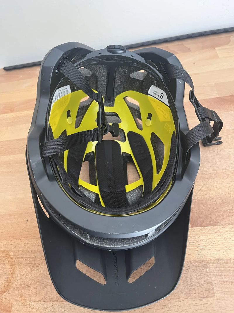 Helma Fox Speedframe Mips (velikost S)