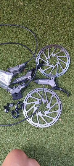 Sram level bronze 4píst