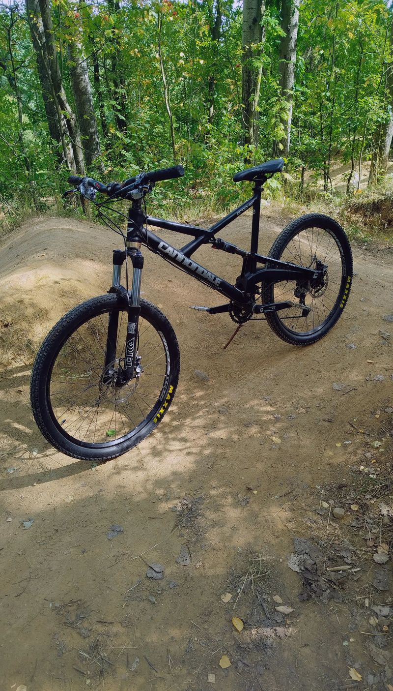 Cannondale prophet enduro kolo