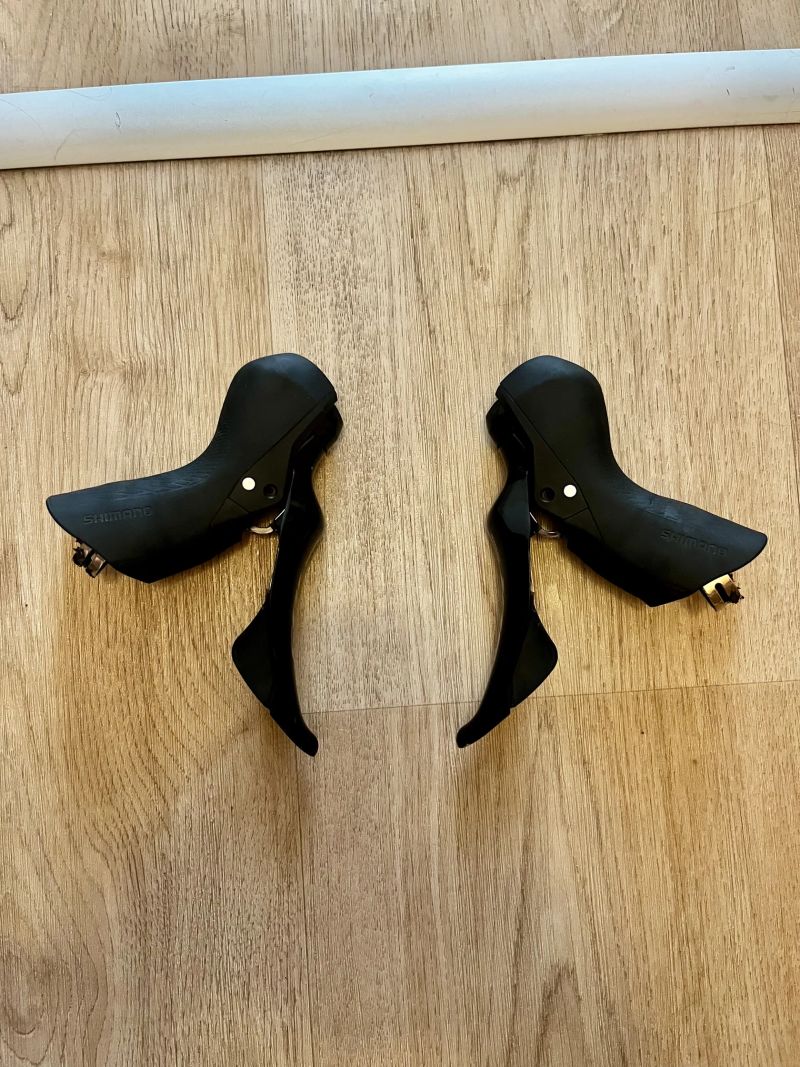 Páky Shimano 105 2x12