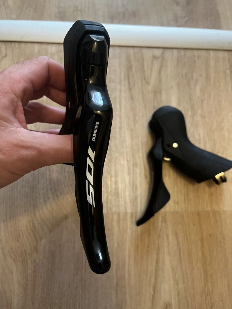Páky Shimano 105 2x12