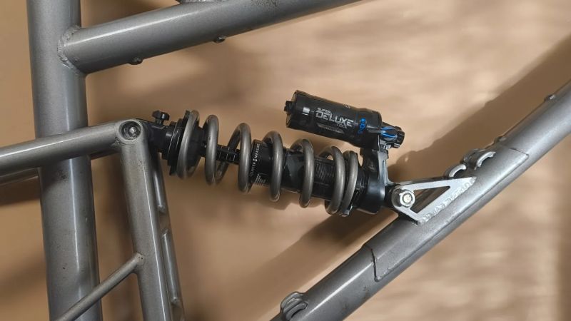 Marino X Franta Mrázek rám 120mm + ROCKSHOX Super Deluxe Coil Ultimate