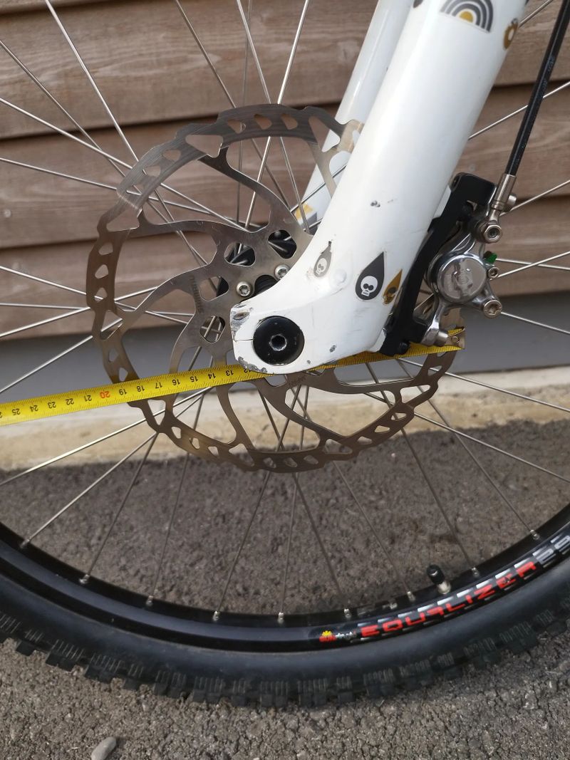 Kolo Specialized SX Trail three, sjezdové-trail
