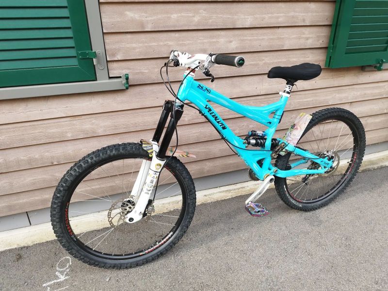 Kolo Specialized SX Trail three, sjezdové-trail