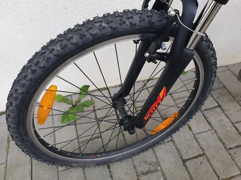 Dětské kolo Scott Scale JR 24"