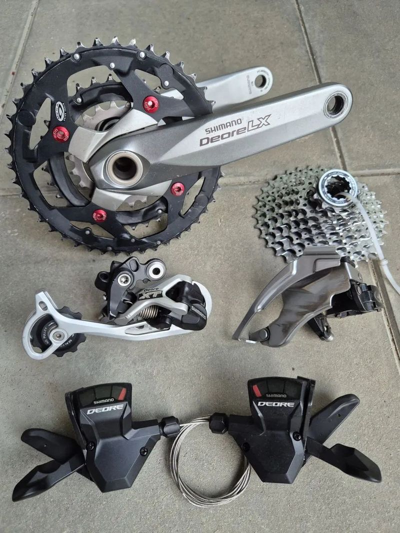 Sada Shimano Deore LX/XT 3x9 vč. brzd