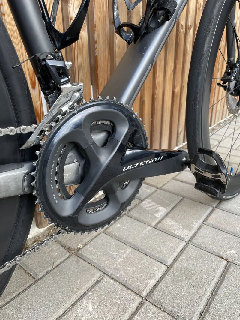 SCOTT Addict 10, Shimano Ultegra, karbon rám i kola, vel. L (175-190cm)