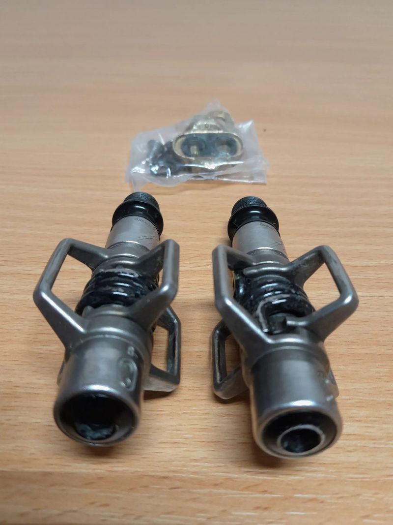 Pedály CrankBrothers Eggbeater 3 + kufry