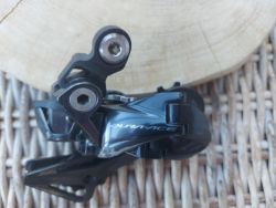 Přehazovačka na silniční kolo Shimna Dura-Ace DI2