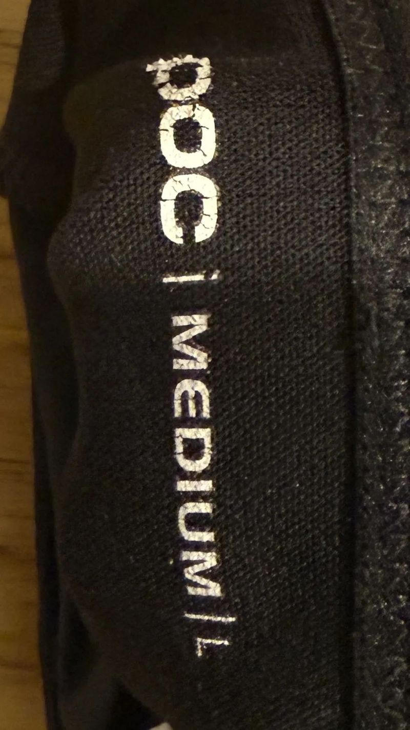 POC Oseus VPD chrániče loktů Uranium Black, vel. M