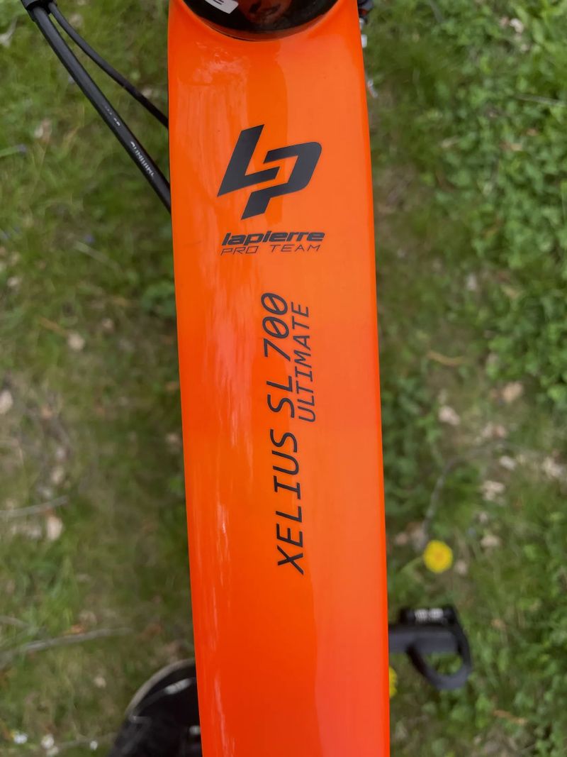 Lehké kolo Lapierre Xelius SL 700 Ultimate – karbon (180–188 cm), Ultegra Di2