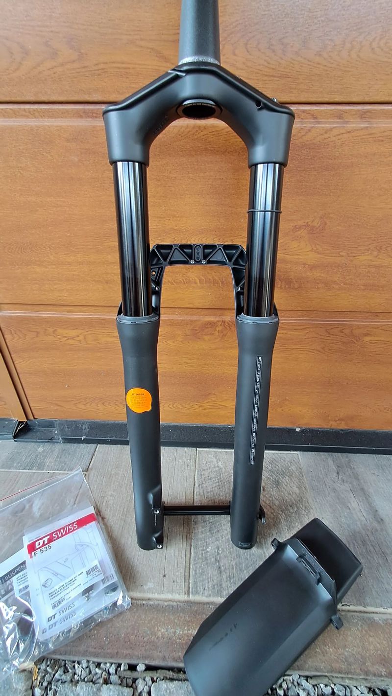vidlice 29" FOX a DTSwiss F535 zdvih 150