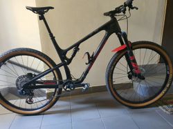 Rocky Mountain Element Carbon 50 XL
