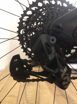 Prodám SRAM X01 Eagle AXS