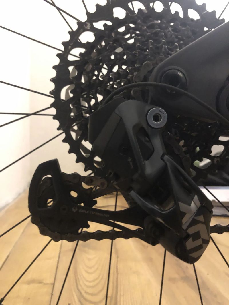 Prodám SRAM X01 Eagle AXS