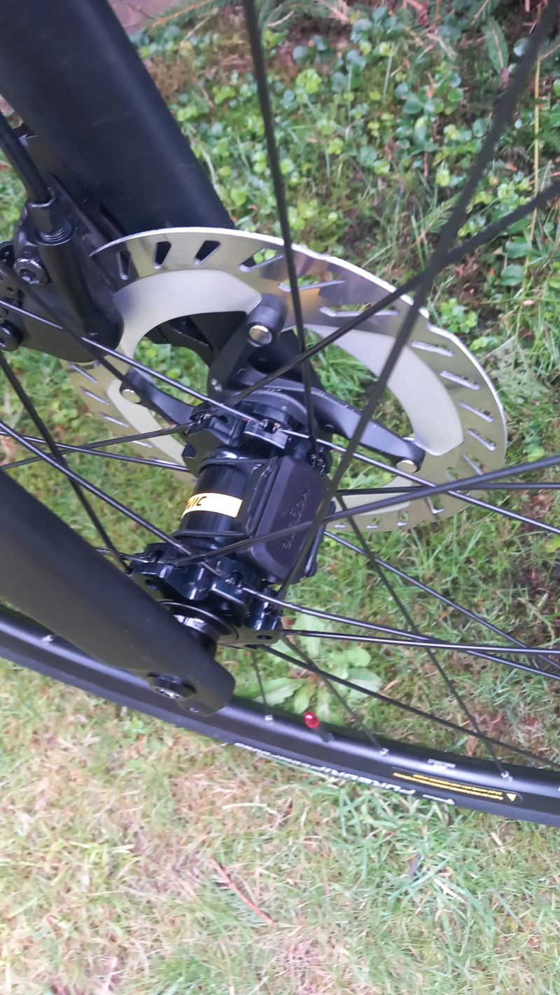 Zapletena kola MAVIC Aksium DCL, Shimano 11,Centerlock 