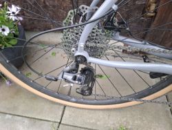 Prodam Gravel Bomtrack 