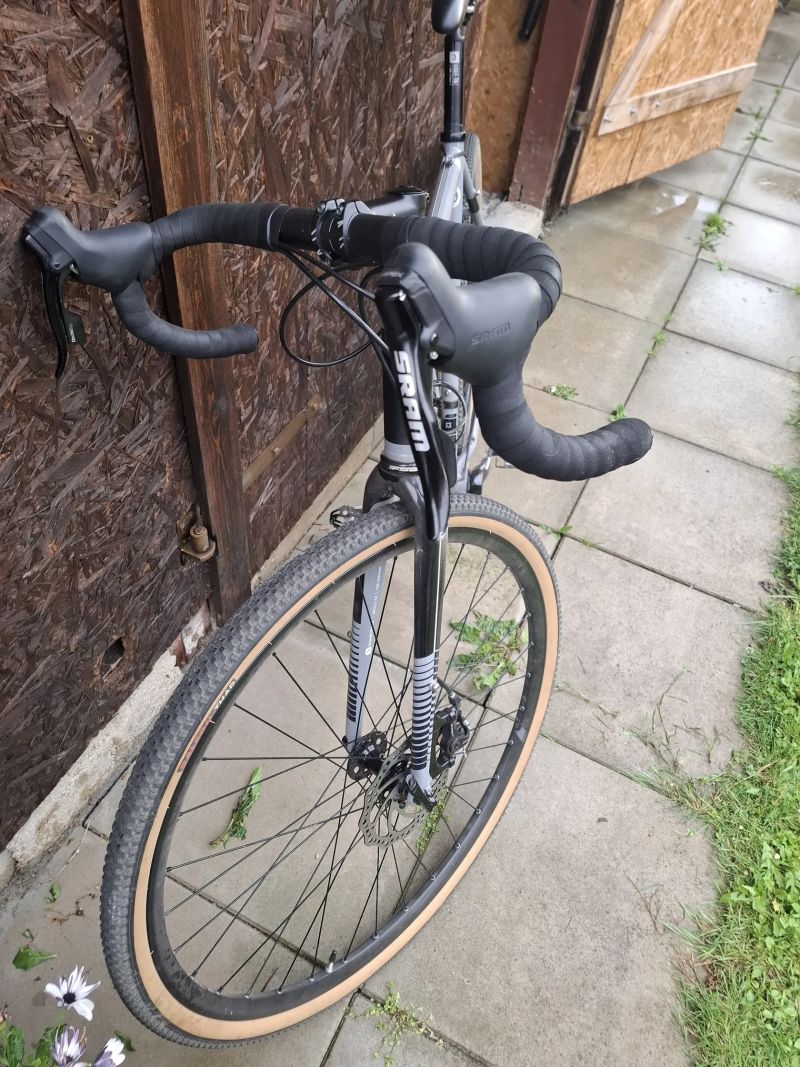 Prodam Gravel Bomtrack 