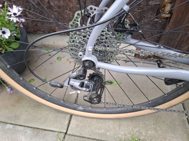 Prodam Gravel Bomtrack 
