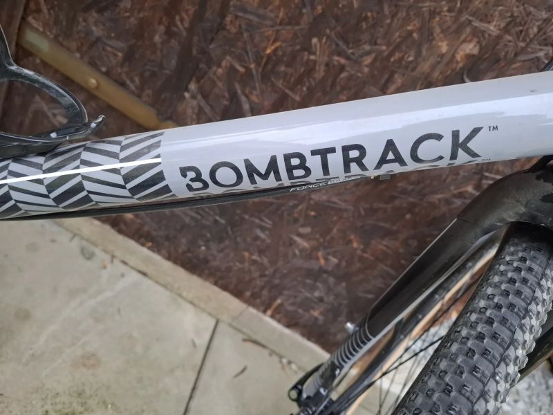 Prodam Gravel Bomtrack 