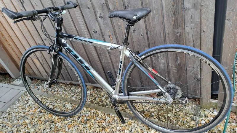 BH Fitness SH 105 3x10